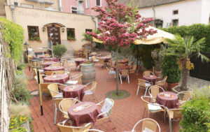 Freisitz des Eiscafé-Pizzeria-Hotel Rialto